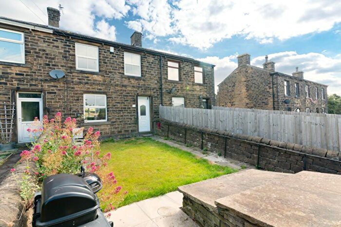 2 Bedroom Terraced House For Sale In Penistone Road, Shelley, HD8