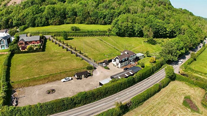 4 Bedroom Detached House For Sale In Porth Y Waen, Nr Oswestry, SY10