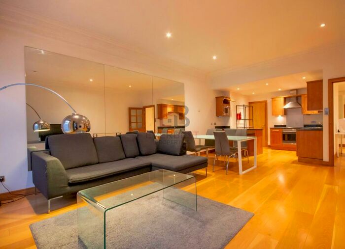 2 Bedroom Apartment To Rent In Fc Murton House, Newcastle Upon Tyne, NE1