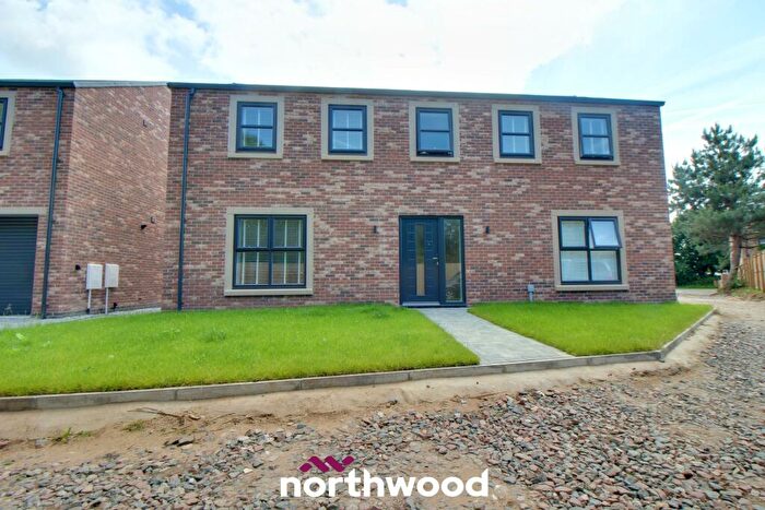 4 Bedroom Detached House For Sale In South End, Thorne, Doncaster, DN8