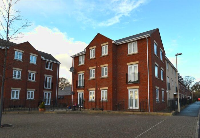 2 Bedroom Flat To Rent In Unicorn Street, Exeter, EX2