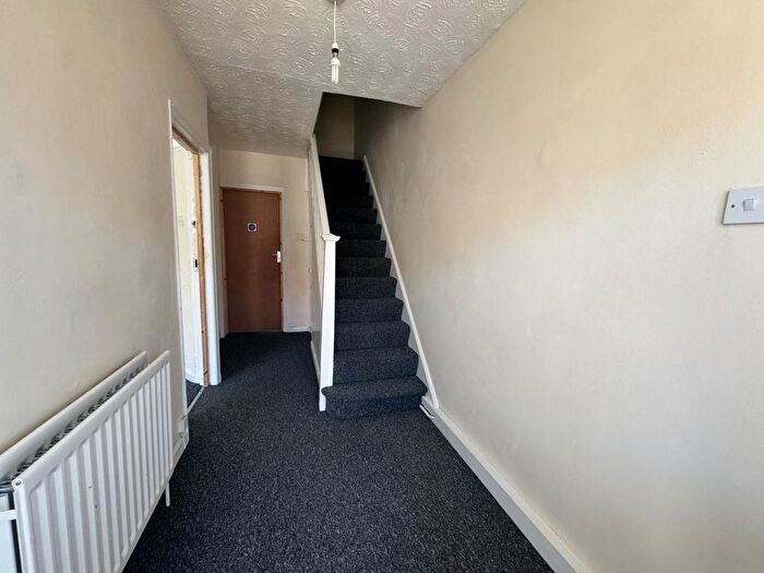 3 Bedroom End Of Terrace House To Rent In Third Avenue, Bristol, BS7