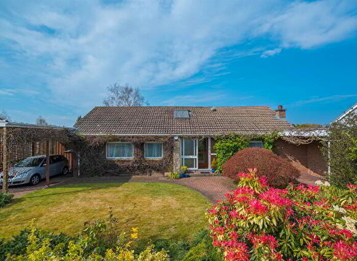 4 Bedroom Detached Bungalows For Sale In Malone View Road, Belfast, BT9