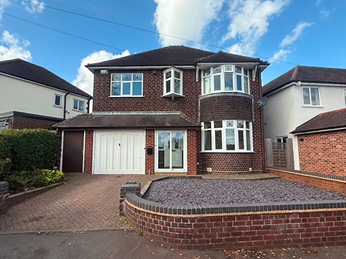 4 Bedroom Detached House For Sale In Ogley Hay Road, Burntwood, WS7