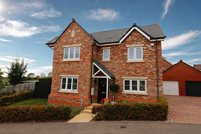3 Bedroom Detached House For Sale In Spring Hill, Gravenhurst, MK45
