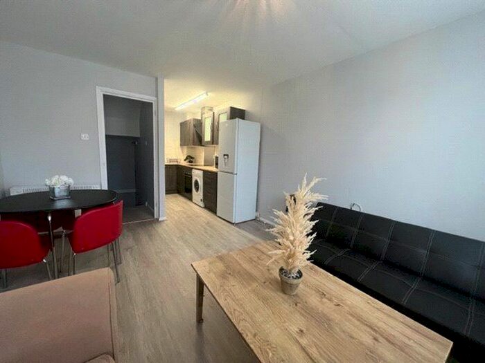 2 Bedroom Terraced House To Rent In Greenland Mews, London, SE8