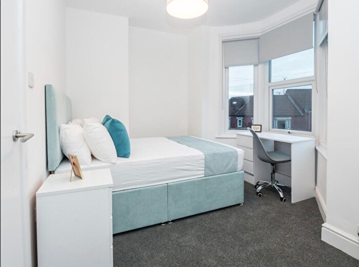 4 Bedroom House To Rent In Palmyra Road, Bristol, BS3