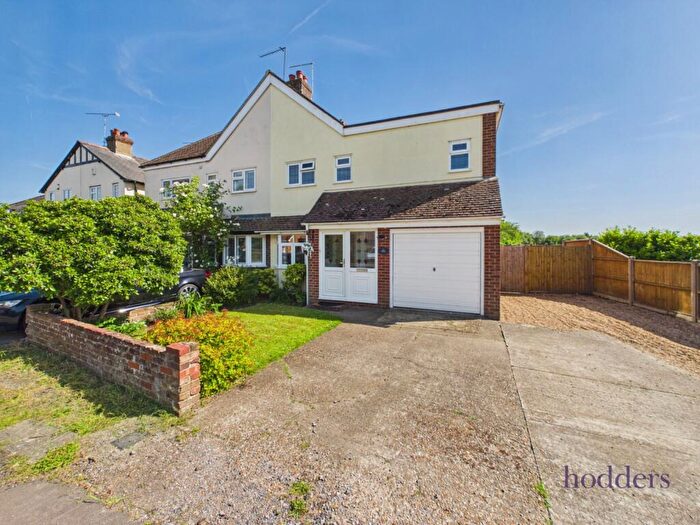 4 Bedroom Semi-Detached House For Sale In Addlestone, Surrey, KT15