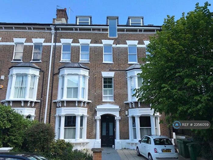 1 Bedroom Flat To Rent In South Hill Park, London, NW3