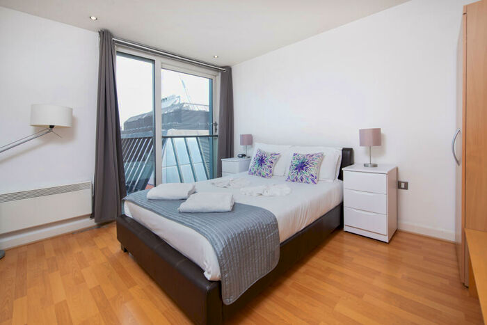 1 Bedroom Apartment To Rent In Brewhouse Yard, Islington, London, EC1V