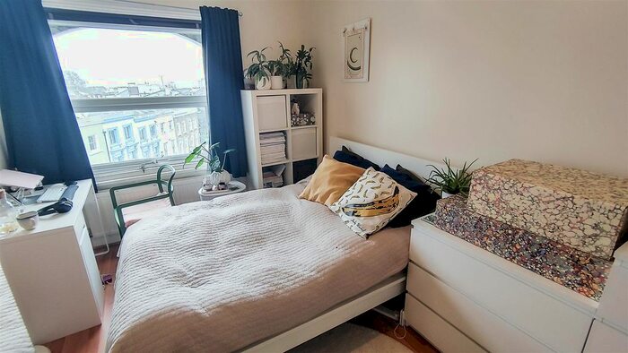 2 Bedroom Flat To Rent In Belsize Village, London, NW3