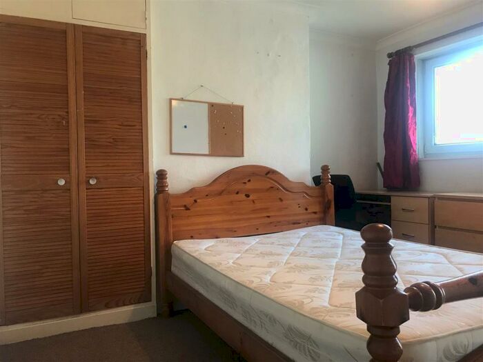 Studio To Rent In A Rookery Road, Selly Oak, Birmingham, West Midlands, B29