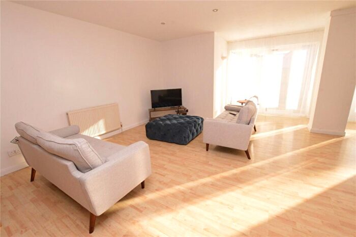 4 Bedroom Semi Detached House To Rent In Portsmouth Road, Milford, Godalming+, Surrey, GU8