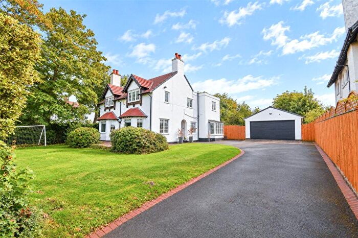 5 Bedroom Detached House For Sale In Wittering Lane, Heswall, Wirral, CH60