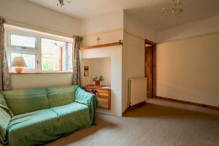 3 Bedroom Semi-Detached House To Rent In Margaret Road, Guildford, GU1