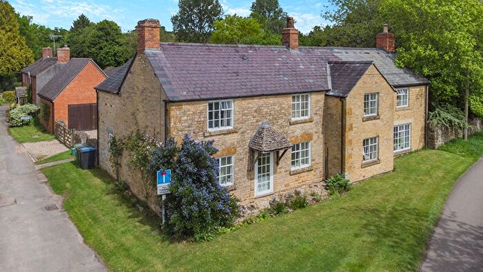 5 Bedroom Detached House For Sale In Little Compton, Moreton-In-Marsh, Gloucestershire, GL56