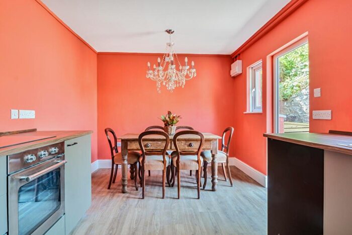 1 Bedroom Flat For Sale In Ebberley Lawn, Barnstaple, Devon, EX32