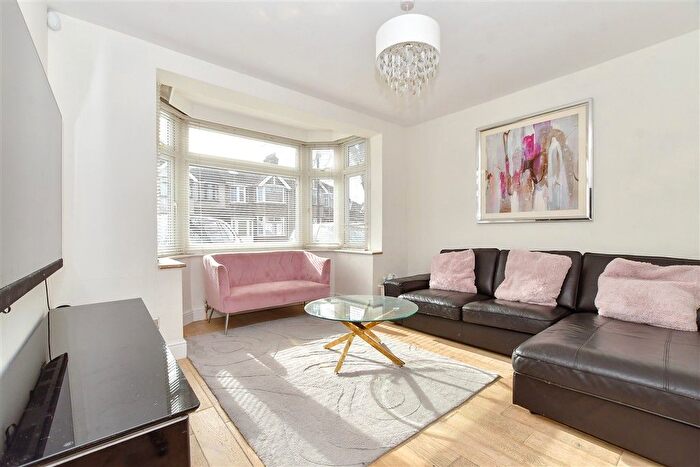 3 Bedroom Terraced House For Sale In Kingsmead Avenue, Romford, Essex, RM1