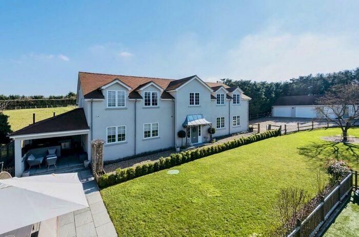 5 Bedroom Detached House For Sale In Contemporary Elegance - Harrietsham, ME17