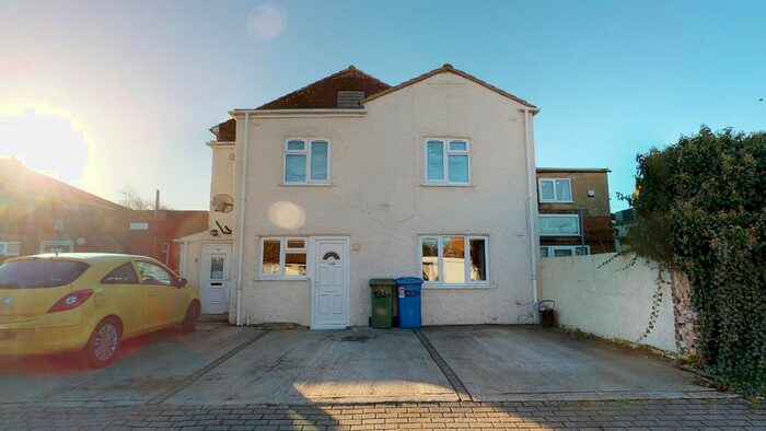 2 Bedroom Semi-Detached House To Rent In London Road, Teynham, Sittingbourne ME9