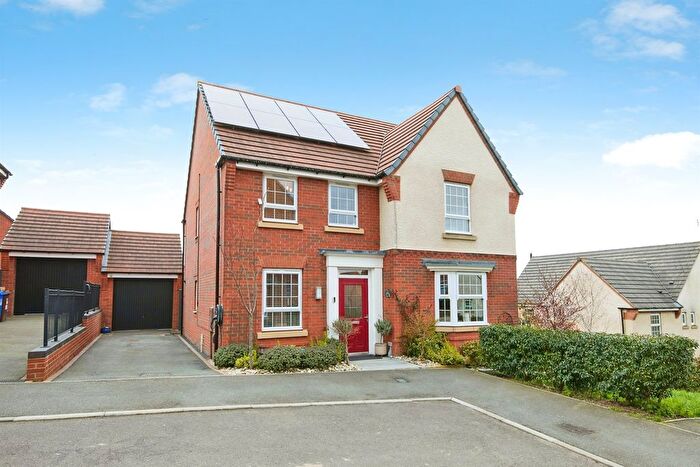 4 Bedroom Detached House For Sale In Rook Drive, Burton-On-Trent, DE13