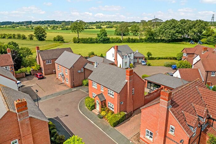 4 Bedroom Detached House For Sale In Norlands Park, Widnes, WA8