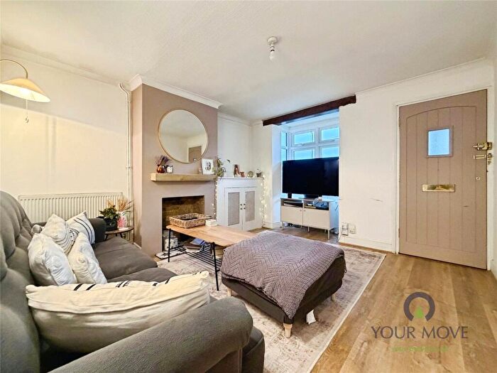 4 Bedroom Terraced House For Sale In New Road, Ditton, Aylesford, Kent, ME20