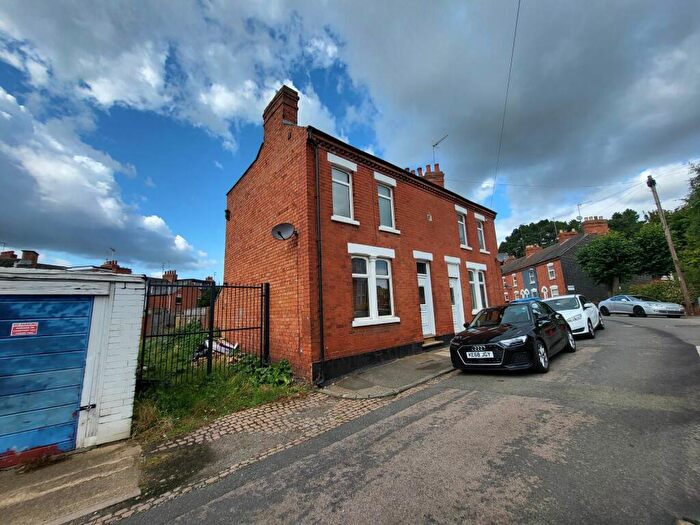1 Bedroom Terraced House To Rent In Lincoln Street, Northamptonn, NN2