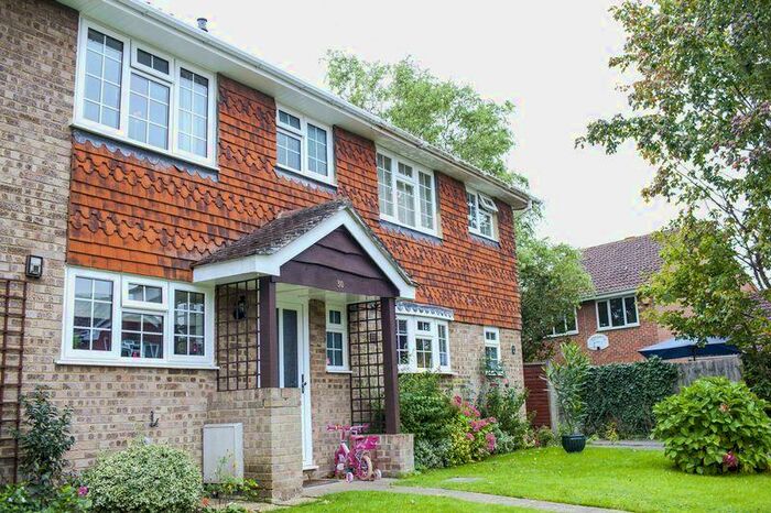 3 Bedroom Terraced House To Rent In Warbleton Road, Chineham, RG24