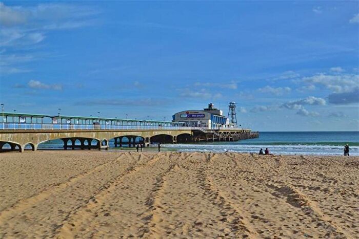 2 Bedroom Flat To Rent In Bournemouth, BH1