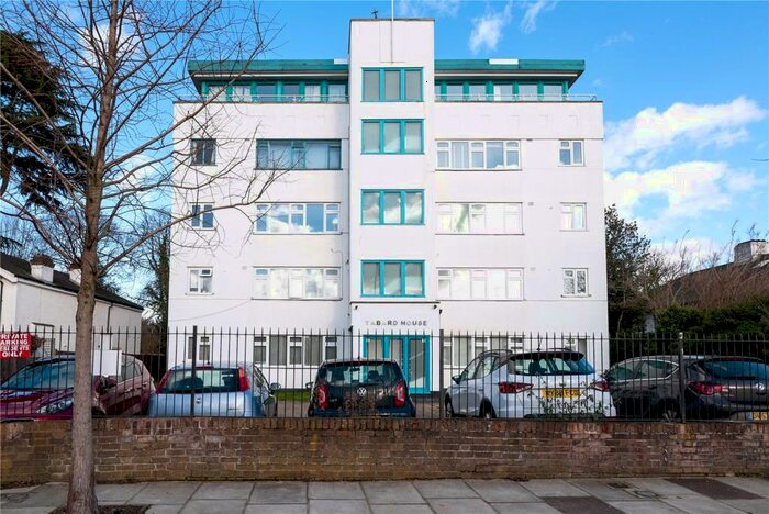 1 Bedroom Apartment To Rent In Upper Teddington Road, Kingston Upon Thames, KT1