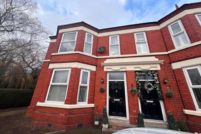 2 Bedroom Flat To Rent In Chester Road, Warrington, WA4