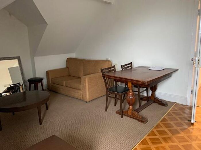 1 Bedroom Flat To Rent In Gillott Road Edgbaston Birmingham, B16