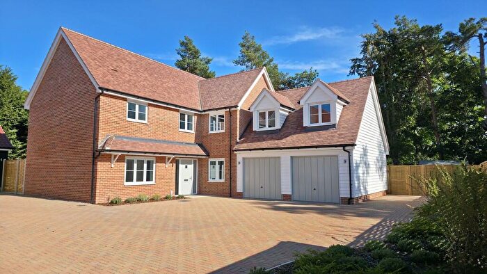 4 Bedroom Detached House For Sale In Samphire Place, Westleton, IP17