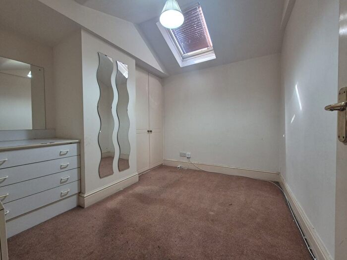 1 Bedroom Flat To Rent In Dale Street, Milnrow, OL16