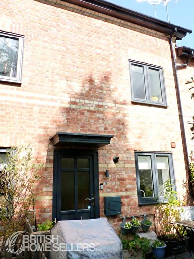 1 Bedroom Terraced House For Sale In Scotland Hill, Sandhurst, Berkshire, GU47