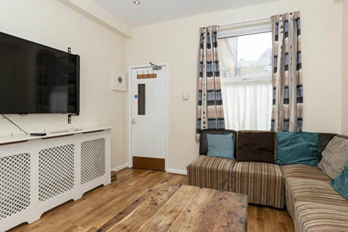 1 Bedroom Terraced House To Rent In Room To Rent, Portland Road, Arboretum, NG7