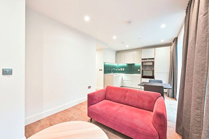 Studio To Rent In Uncle Colindale, Colindale, London, NW9