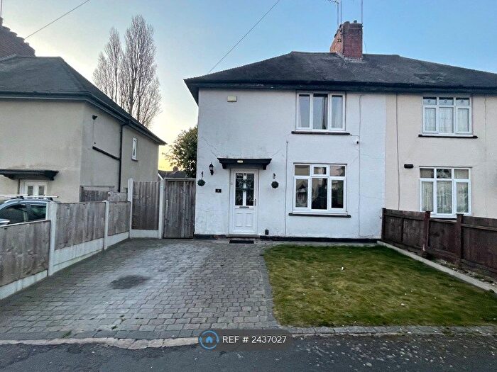 3 Bedroom Semi-Detached House To Rent In Fairfield Road, Dudley, DY2