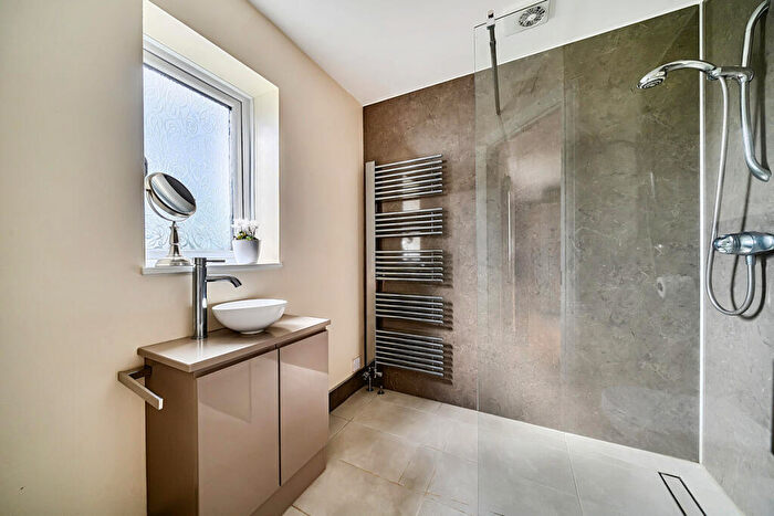 4 Bedroom Detached House For Sale In Blicks Close, Hullavington, SN14
