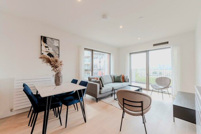 2 Bedroom Apartment To Rent In Mill Building, Royal Crescent Avenue, London, E16