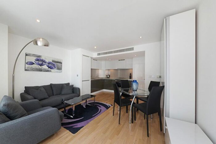 1 Bedroom Apartment For Sale In Landmark East Tower, E14