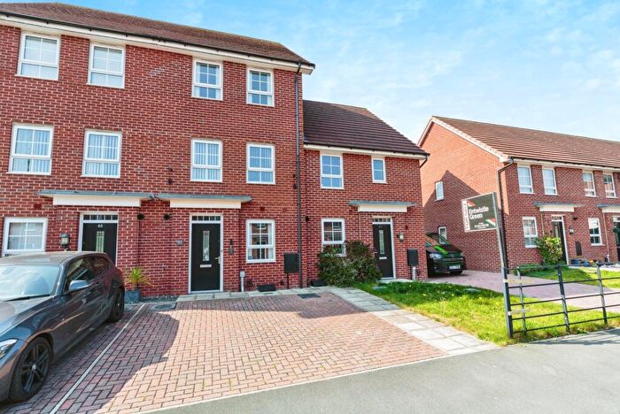 4 Bedroom Terraced House For Sale In Grasshopper Drive, Warton, Preston, Lancashire, PR4