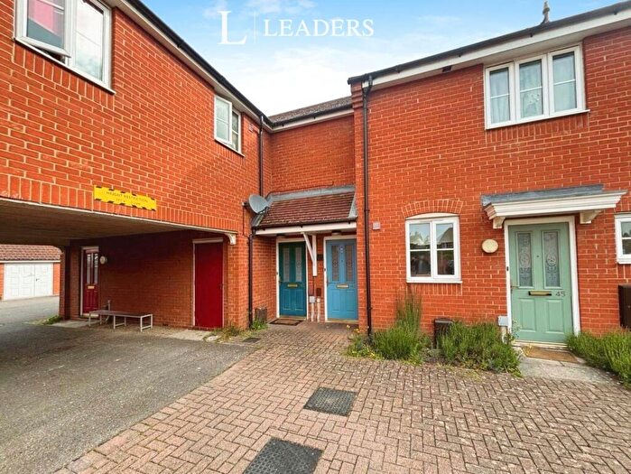 2 Bedroom Flat To Rent In Blackbird Drive, Bury St. Edmunds, IP32