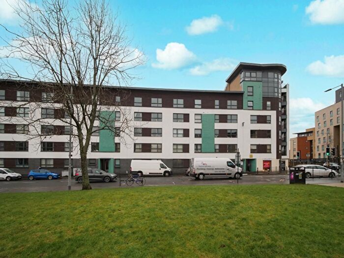 2 Bedroom Flat For Sale In Moir Street, Glasgow, G1