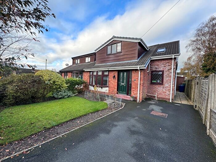 3 Bedroom Semi-Detached House For Sale In Rockburgh Crescent, Walmer Bridge, Preston, PR4