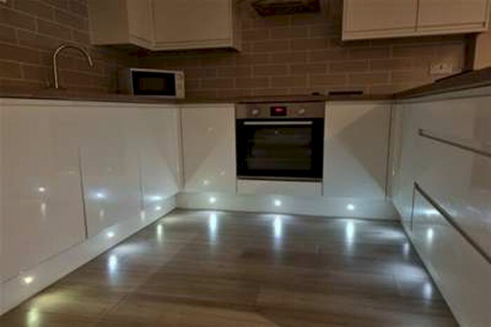 2 Bedroom House To Rent In Cleves Way, Ashford, TN23