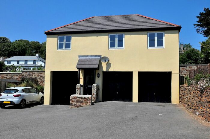 2 Bedroom Detached House To Rent In Beechwood Parc, Truro, TR1