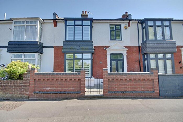 3 Bedroom Property For Sale In Northern Parade, Portsmouth, PO2