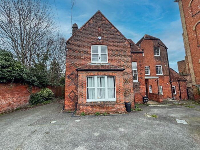 5 Bedroom Detached House For Sale In East Hill, Colchester, CO1